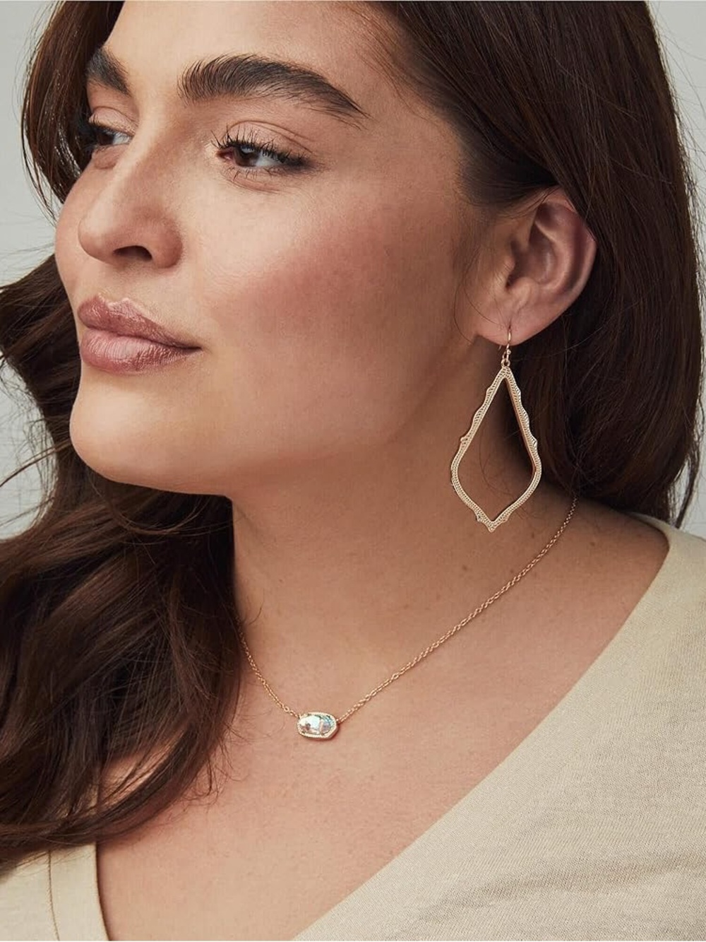 Sophee Drop Earrings in Gold